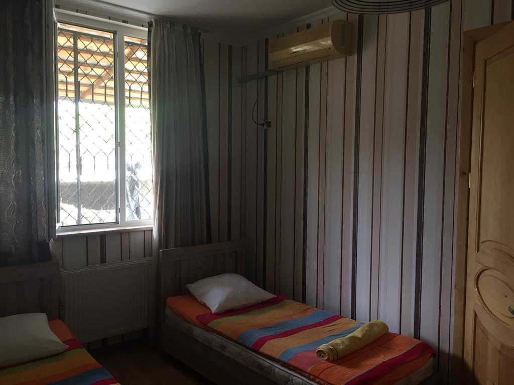 Guesthouse Gua Kʼutʼaisi Exterior foto